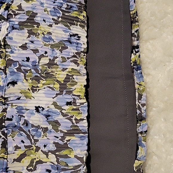 J. Jill floral pleated dress or blouse, size medium petite - Picture 6 of 6